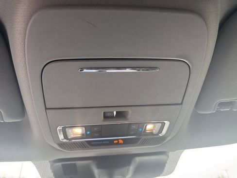 Used 2023 Ford F150 Lariat w/ Trailer Tow Package image 23