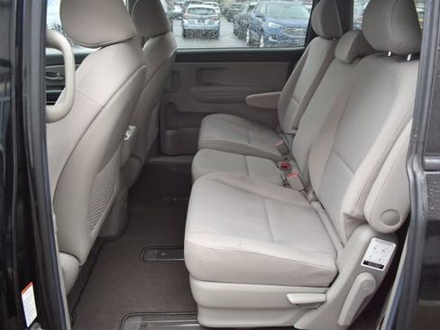 Used 2019 Kia Sedona LX FWD image 29