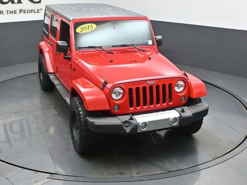 Used 2015 Jeep Wrangler Unlimited Sahara AWD/4WD image 46