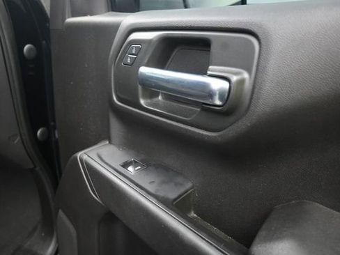 Used 2021 Chevrolet Silverado 1500 Custom Trail Boss w/ Midnight Edition AWD/4WD image 29