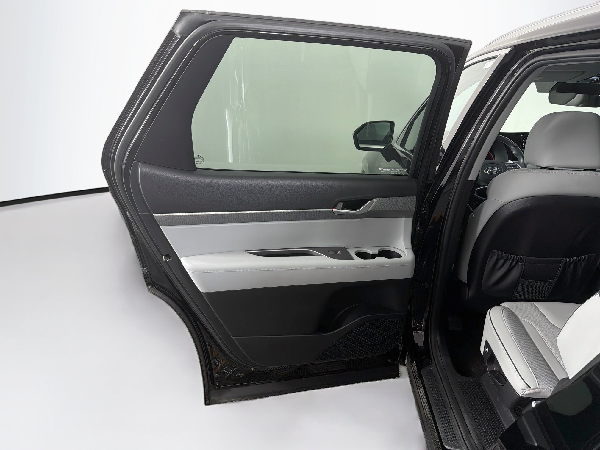 Used 2025 Hyundai Palisade SEL FWD image 27