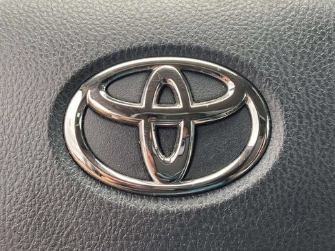 Used 2023 Toyota Camry LE FWD image 29