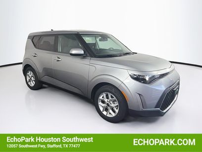 Used 2025 Kia Soul LX w/ LX Technology Package