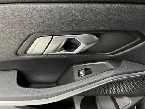 Used 2020 BMW 330i xDrive Sedan w/ Convenience Package AWD/4WD image 44