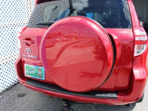 Used 2010 Toyota RAV4 2WD image 4