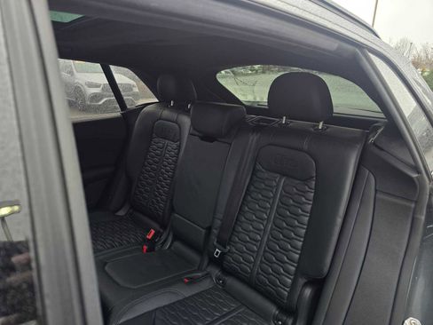 Used 2021 Audi RS Q8 w/ Carbon Optic Package image 19