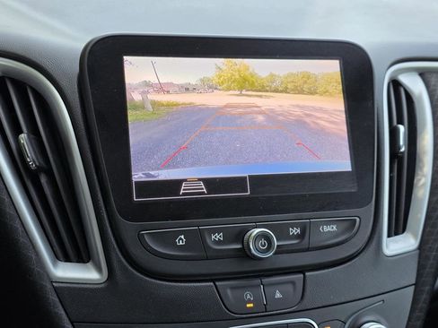 Used 2023 Chevrolet Malibu LT w/ Driver Confidence Package FWD image 11