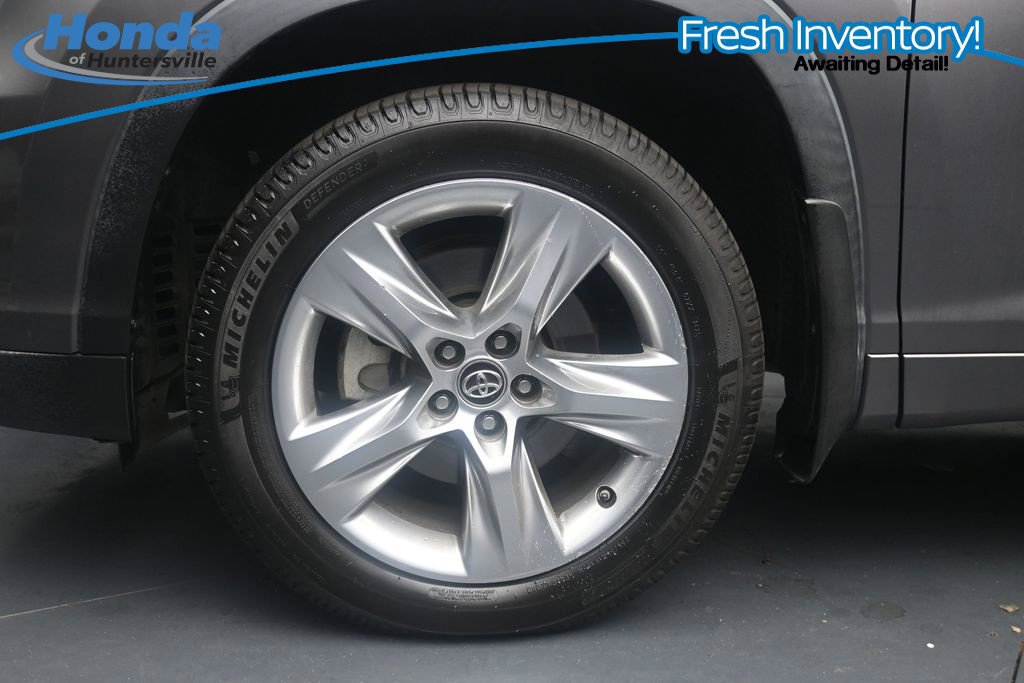 Used 2016 Toyota Highlander Limited AWD/4WD image 14