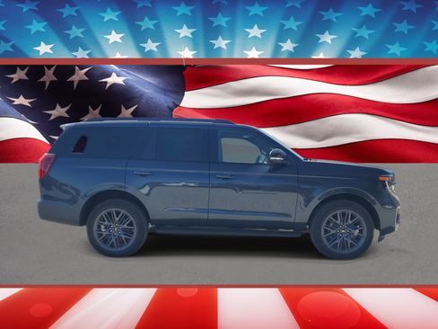 New 2026 Ford Expedition Platinum w/ Stealth Appearance Package image 1
