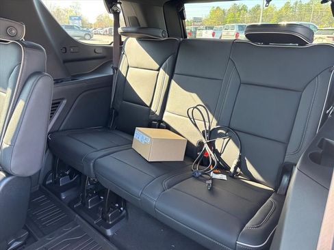 New 2026 GMC Yukon Elevation w/ Elevation Premium Package image 13