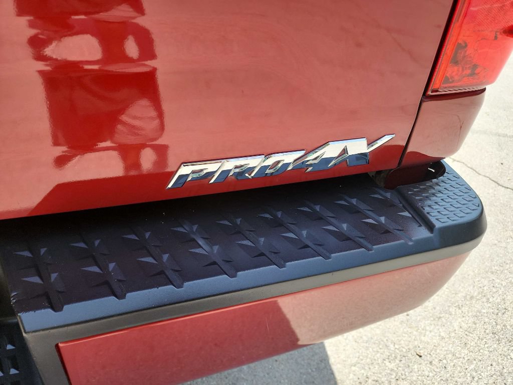 Used 2017 Nissan Titan PRO-4X AWD/4WD image 8