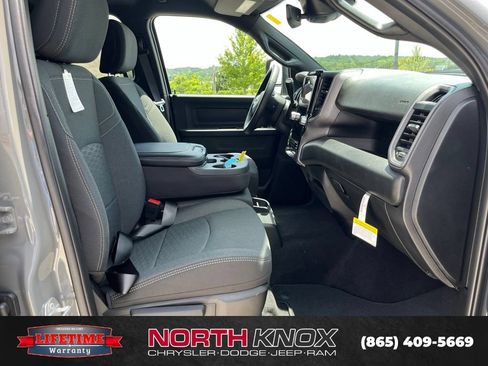 New 2026 RAM 2500 Tradesman AWD/4WD image 25