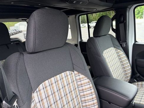 New 2026 Jeep Wrangler Unlimited Sport AWD/4WD image 27