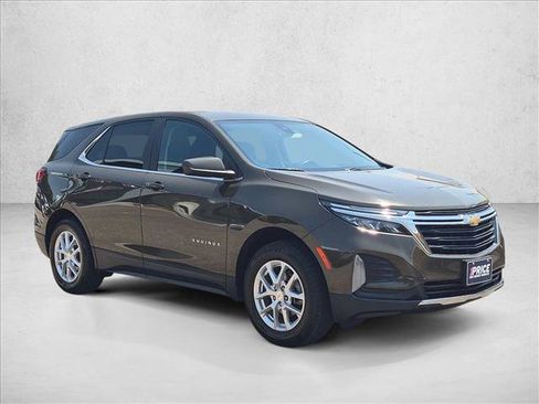 Used 2024 Chevrolet Equinox LT AWD/4WD image 3