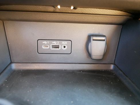 Certified 2023 Nissan Sentra SV w/ SV Premium Package image 31