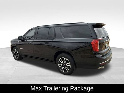 Used 2023 GMC Yukon XL AT4 w/ AT4 Premium Plus Package AWD/4WD image 4