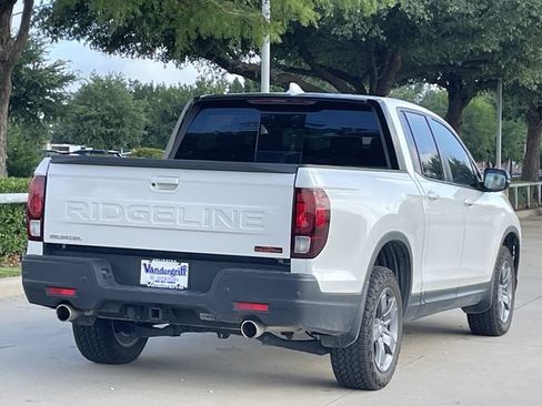 Used 2024 Honda Ridgeline TrailSport image 4