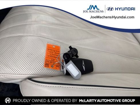 Used 2023 Genesis G80 image 31