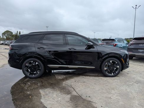 New 2026 Kia Sportage SX FWD image 9