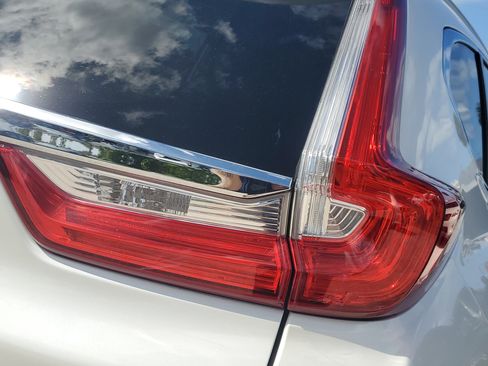 Used 2018 Honda CR-V EX-L image 9