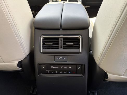 New 2026 MAZDA CX-90 3.3 Turbo w/ Preferred Package image 13