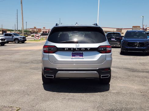 New 2026 Honda Pilot EX-L image 8