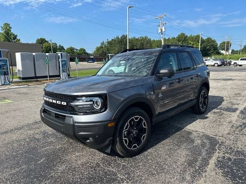 New 2026 Ford Bronco Sport Outer Banks w/ Outer Banks Tech Package+ AWD/4WD image 7