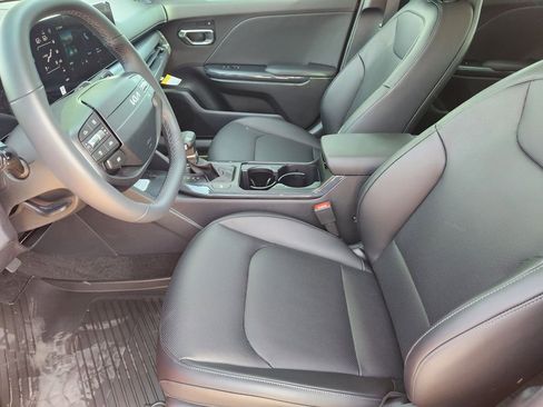 New 2026 Kia K4 EX image 9