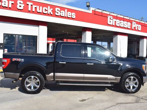 Used 2021 Ford F150 Lariat AWD/4WD image 3