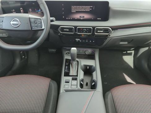 New 2026 Nissan Sentra SR w/ Floor Mat Package FWD image 26