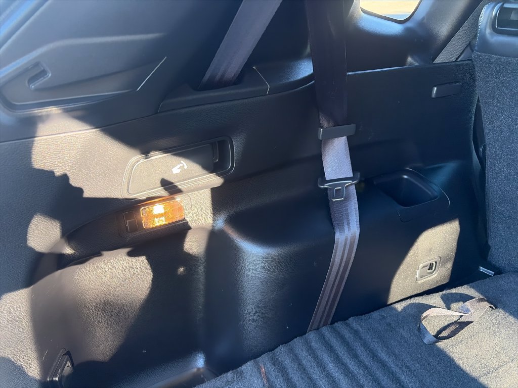 Used 2022 Mitsubishi Outlander SE AWD/4WD image 41