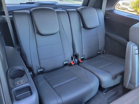 New 2025 Mercedes-Benz GLS 450 4MATIC image 24