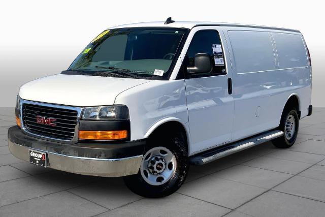 Used 2020 GMC Savana 2500 w/ Driver Convenience Package RWD image 2