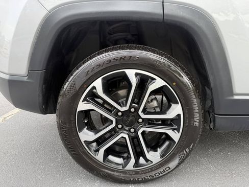 Used 2024 Jeep Compass Limited AWD/4WD image 39