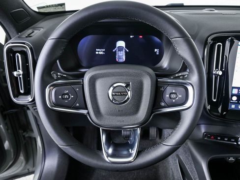 Certified 2023 Volvo C40 P8 Recharge Ultimate w/ Protection Package Premier AWD/4WD image 9