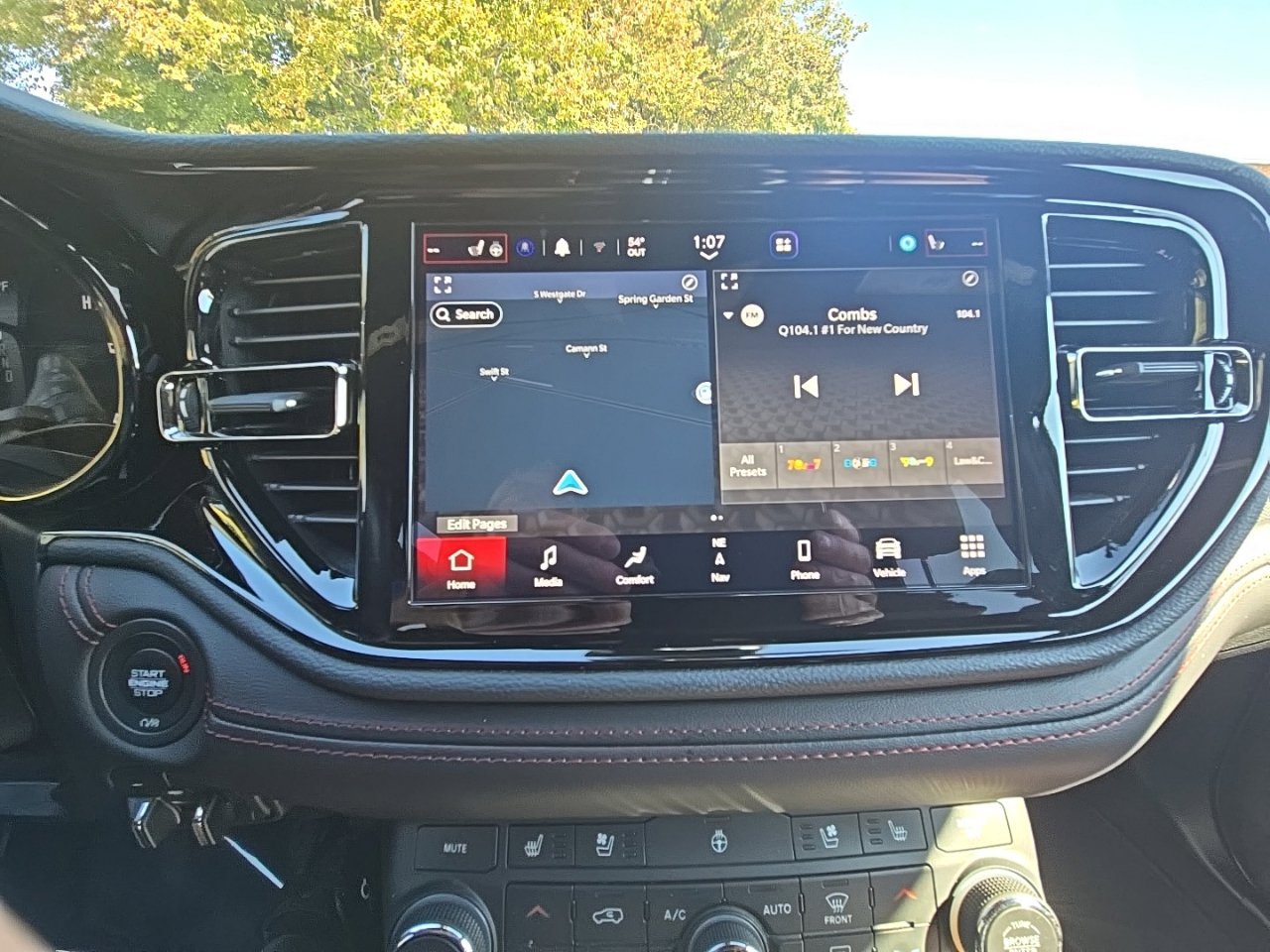 Used 2025 Dodge Durango GT AWD/4WD image 32