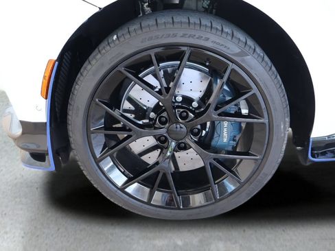 Used 2025 Aston Martin DBX 707 AWD/4WD image 32