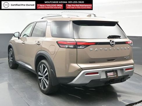 Certified 2025 Nissan Pathfinder Platinum w/ Cargo Package AWD/4WD image 4
