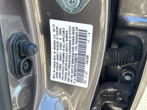 Used 2015 Honda Civic LX image 33