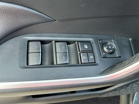 Used 2023 Toyota RAV4 XLE Premium FWD image 13