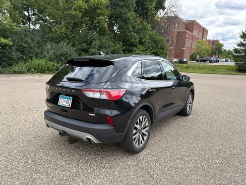 Used 2020 Ford Escape Titanium AWD/4WD image 32