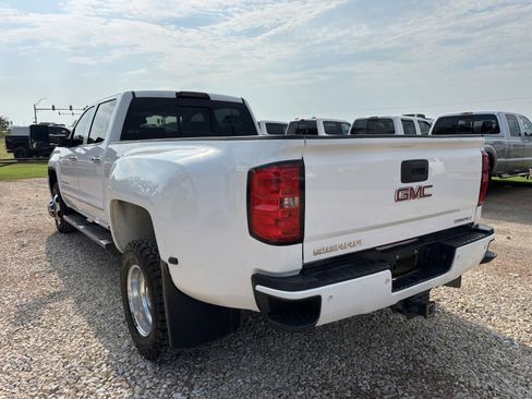 Used 2015 GMC Sierra 3500 Denali w/ Duramax Plus Package image 3