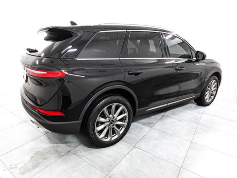 Used 2022 Lincoln Corsair AWD w/ Premium Package image 7