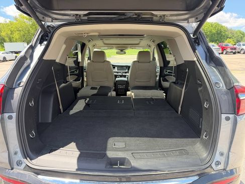 Used 2019 Buick Enclave Essence AWD/4WD image 12