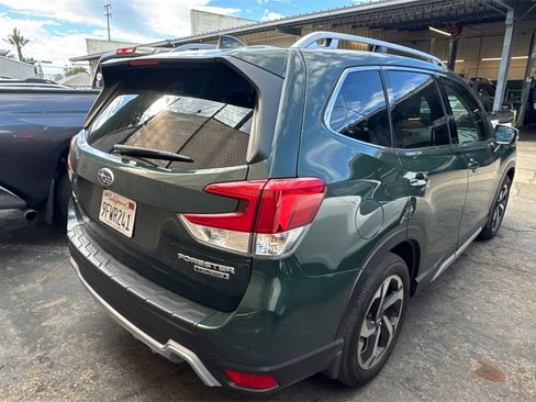 Used 2023 Subaru Forester Touring image 3