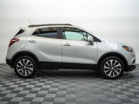 Used 2022 Buick Encore Preferred w/ Safety Package AWD/4WD image 4