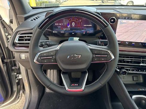New 2026 Chevrolet Traverse Z71 w/ Enhanced Driving Package AWD/4WD image 16