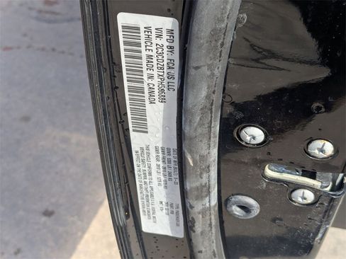 Used 2023 Dodge Challenger R/T image 32