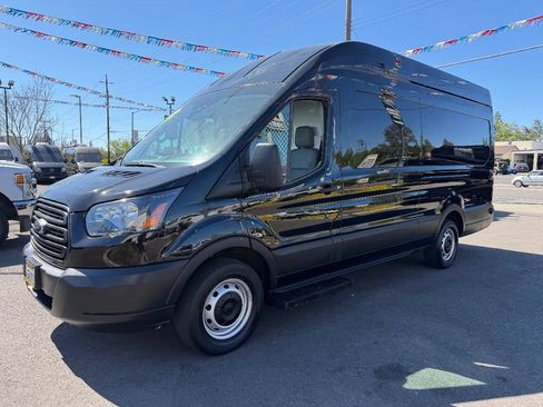 Used 2019 Ford Transit 250 148 High Roof Extended RWD image 4