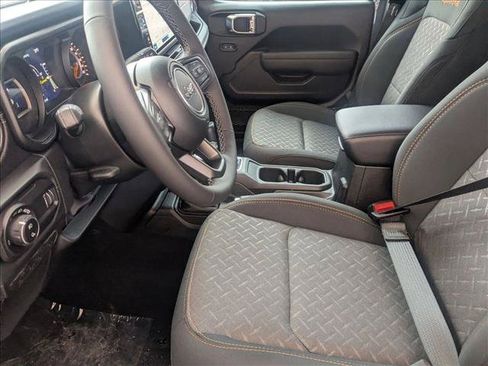 New 2026 Jeep Gladiator Mojave AWD/4WD image 4